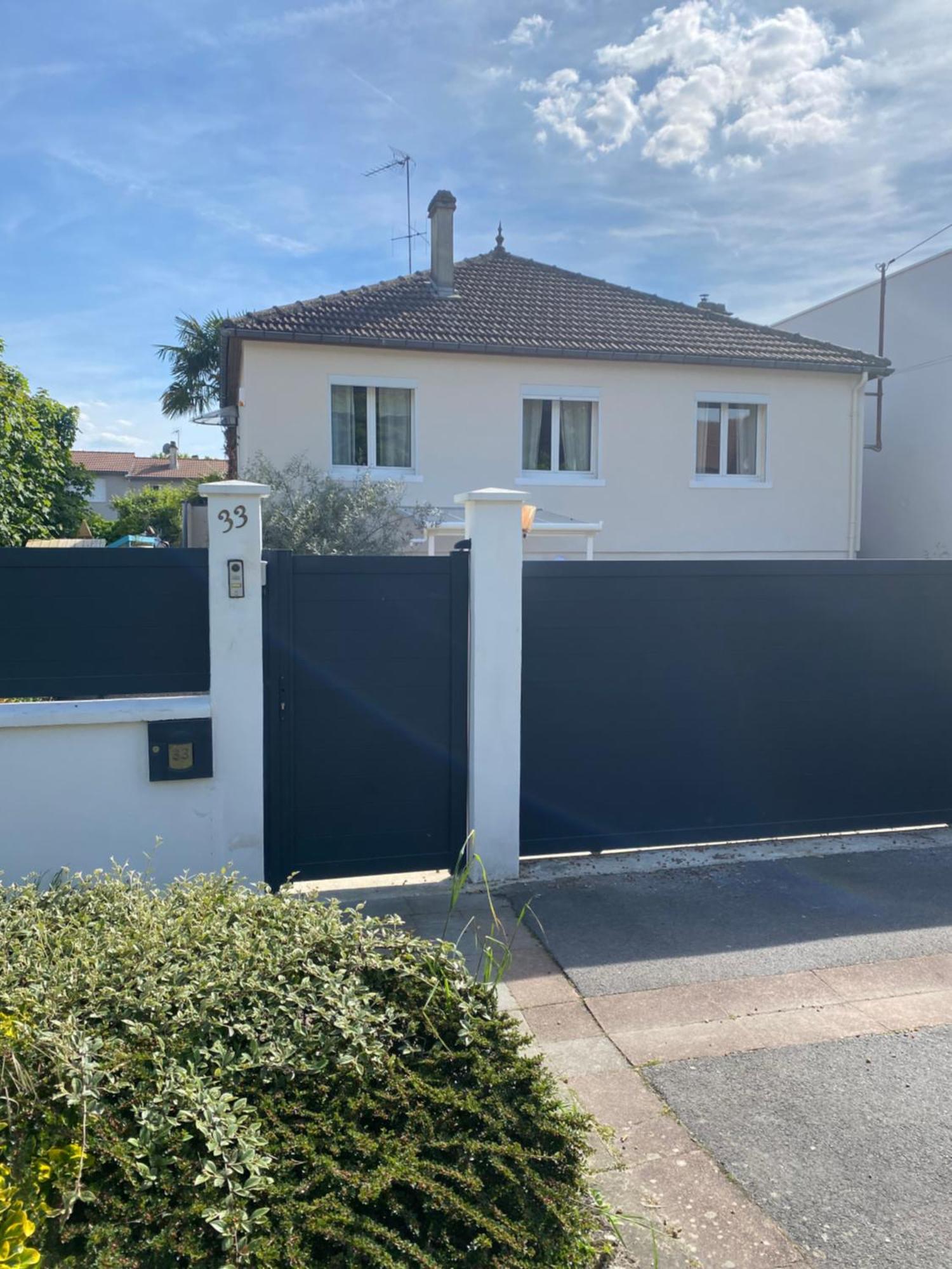Appart Studio Rdc De Maison Avec Exterieur Proche Reims Tinqueux Exterior foto